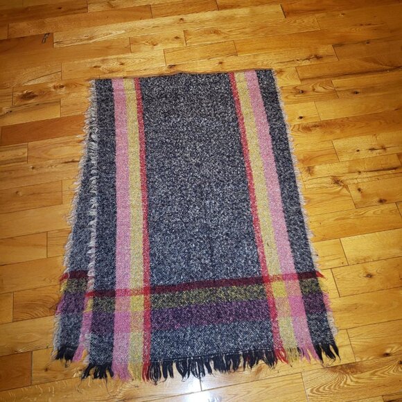 long winter plaid fringe scarf - Picture 3 of 5